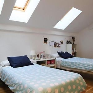 Habitación con 2 Camas Individuales